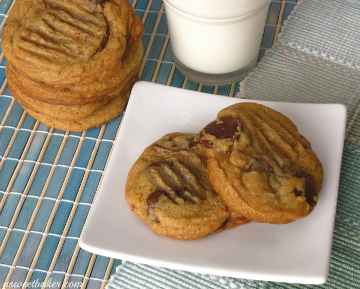 THE BEST Chocolate Chip Cookies